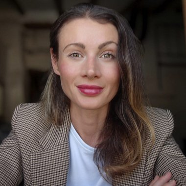 Venice W. - Freelance Web Designer