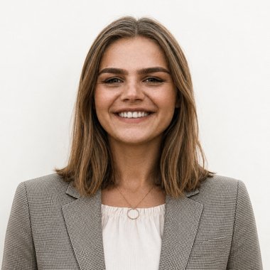 Daria B. - Freelance Artworker
