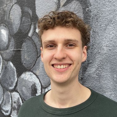 Cameron H. - Freelance Designer