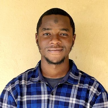 Agbaje (. - Freelance Developer