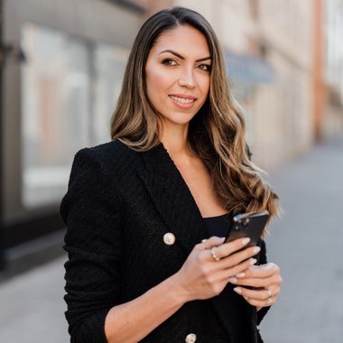 Veronica B. - Freelance Pr Freelancer
