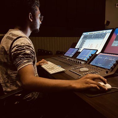 Abel P. - Freelance Mixing Engineer