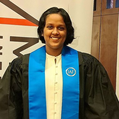 Methmanthie B. - Freelance Graphic Designer