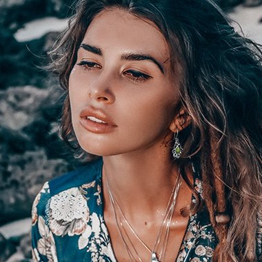 Elise G. - Freelance Production Manager