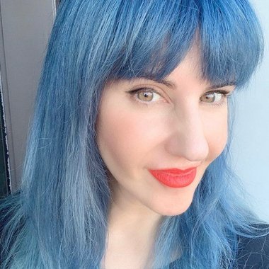 NinaB - Freelance Writer