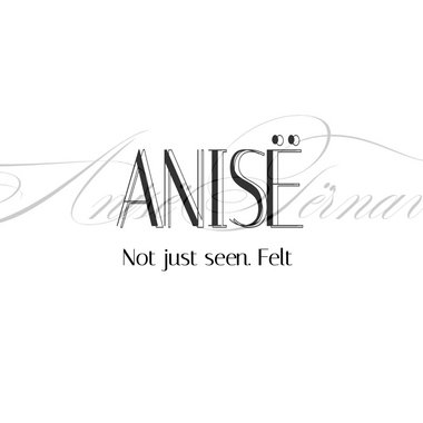 Anisë - Freelance Graphic Designer
