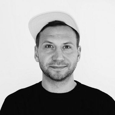 Hans S. - Freelance Musician