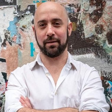 Ariel H. - Freelance Conductor
