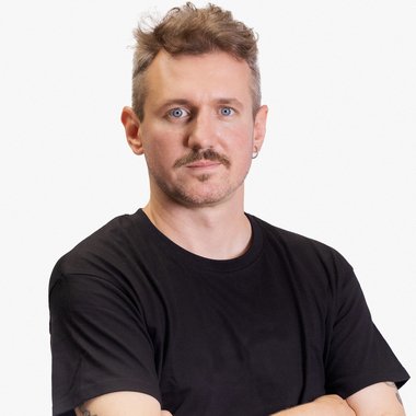 Gui Z. - Freelance Brand Designer
