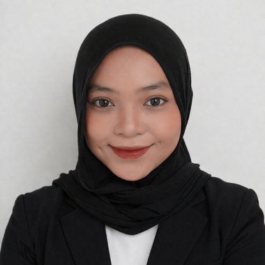Yusriyah M. - Freelance Presenter