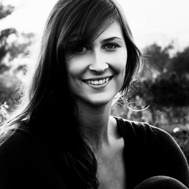 ClotildeNova - Freelance Graphic Designer