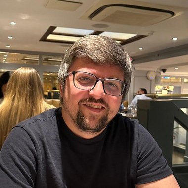 HUZEYFE R. - Freelance Ux Designer