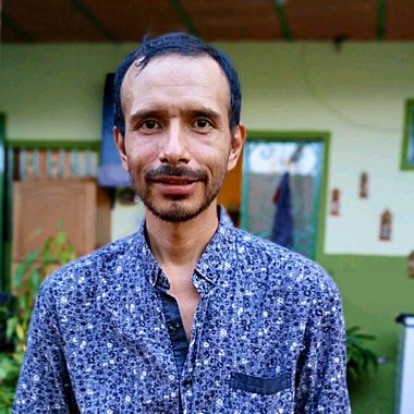 Johnlittleblues G. - Freelance Guitarist