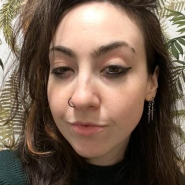 Abbie - Freelance Assistant Editor