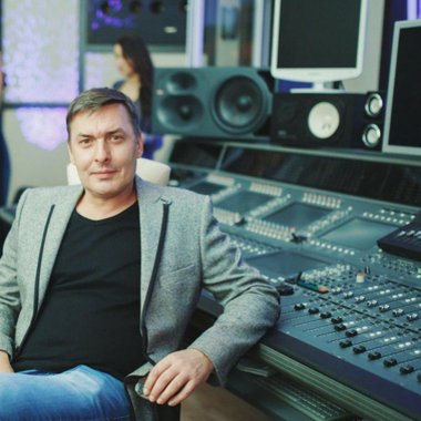 Dmitriy M. - Freelance Mixing Engineer