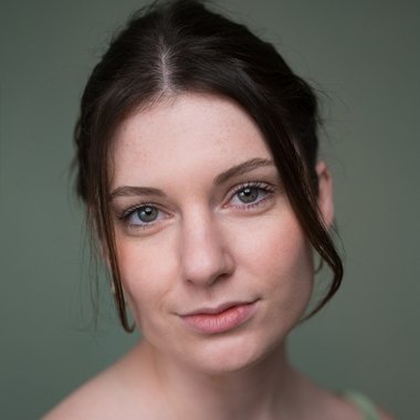 Caitlin C. - Freelance Social Media Manager