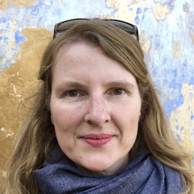 Emmanuelle S. - Freelance Voiceover Artist