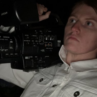 isabelle s. - Freelance Video Editor
