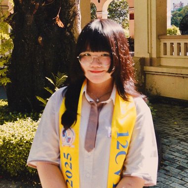 Nguyen T. - Freelance Brand Designer