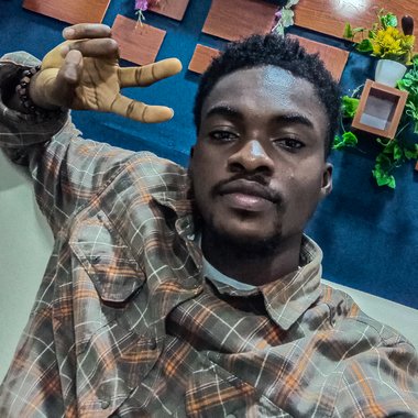 Levi I. - Freelance Video Editor