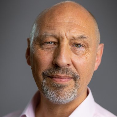 Adrian B. - Freelance Pr Freelancer