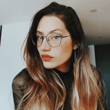 Luisa R. - Freelance Designer