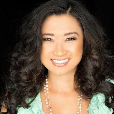 Laura P. - Freelance Brand Designer