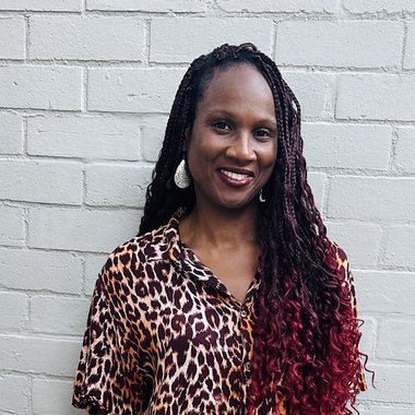 Marcelle V. - Freelance Product Marketer