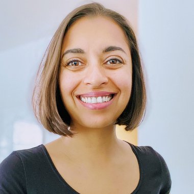Jessie B. - Freelance Fractional Cmo
