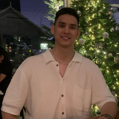 Rey R. - Freelance Lighting