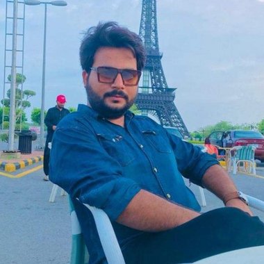 Asad M. - Freelance Web Developer