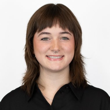 Sharon S. - Freelance Writer