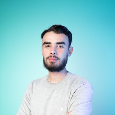 Jary H. - Freelance Motion Graphic Designer