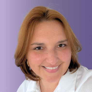 Silvia M. - Freelance Designer