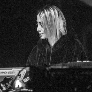 simona - Freelance Music Producer