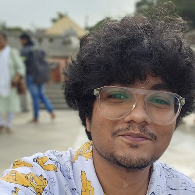 Karthik J. - Freelance Community Manager