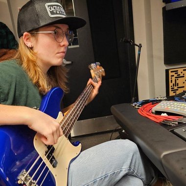 Sydney B. - Freelance Audio Engineer