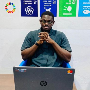 Abdul-Salam I. - Freelance Graphic Designer