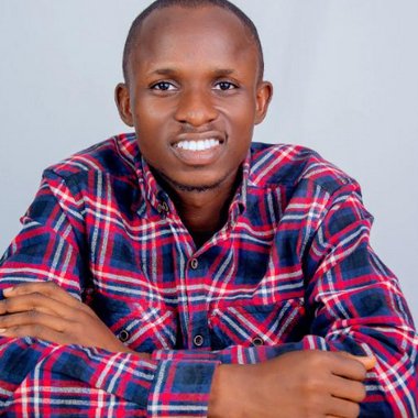 Emmanuel O. - Freelance Content Creator