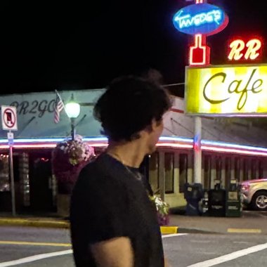 Logan B. - Freelance Filmmaker