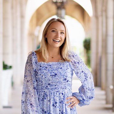 Karly N. - Freelance Social Media Freelancer