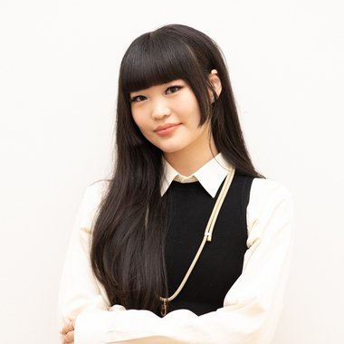 Ellina K. - Freelance Brand Designer