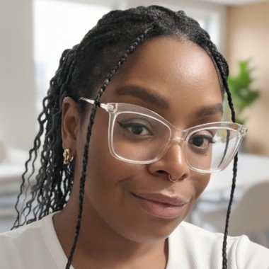 RavenWilliams - Freelance Graphic Designer