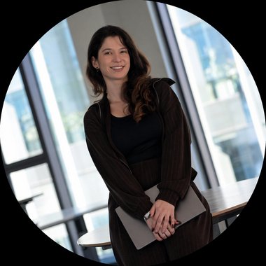 Hristina C. - Freelance Brand Designer