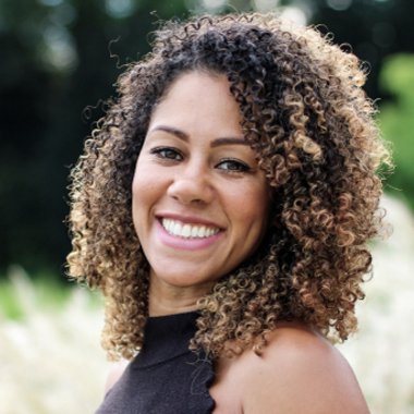 MILA N. - Freelance Graphic Designer