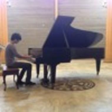 Yui - Freelance Music Producer