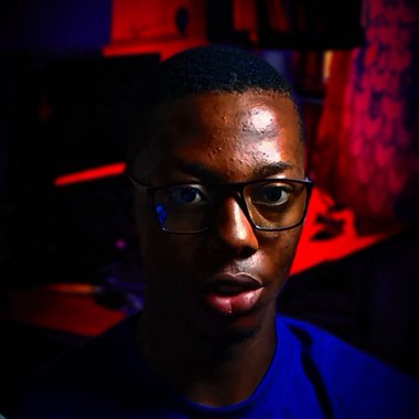 EMMANUEL J. - Freelance Ui Designer