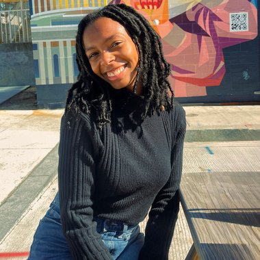 Mikayla W. - Freelance Social Media Manager