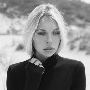 Cam S. - Freelance Photographer