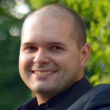 Wolodymyr R. - Freelance Presenter